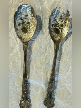 Silverplate Salad Serving Set Spoon Fork Harvest Fruit Leaves Grapes Vintage